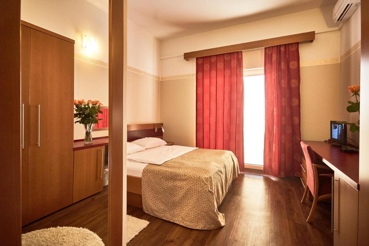 Hotel Vila Emei Марібор Екстер'єр фото