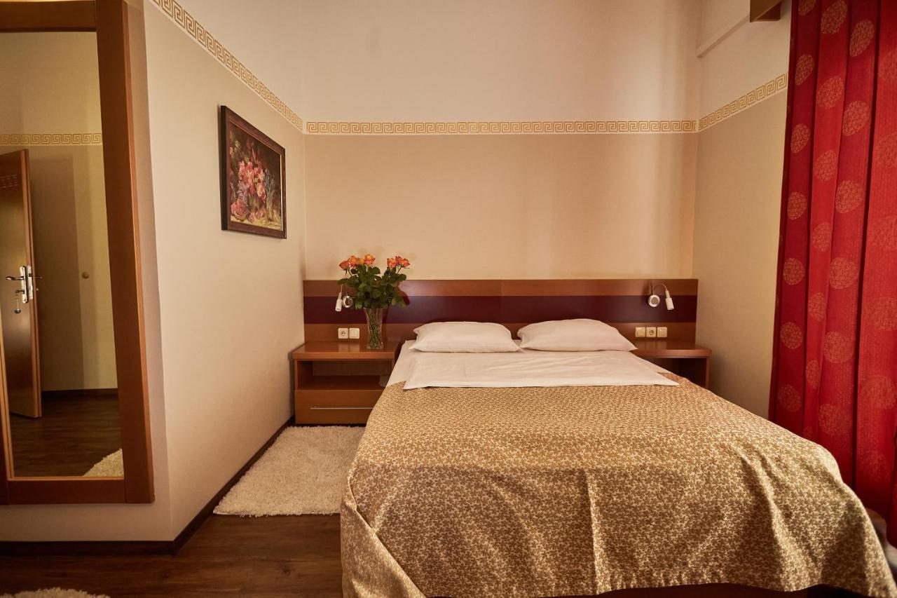 Hotel Vila Emei Марібор Екстер'єр фото