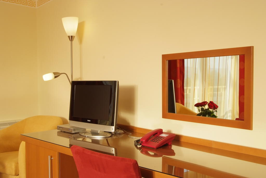 Hotel Vila Emei Марібор Екстер'єр фото